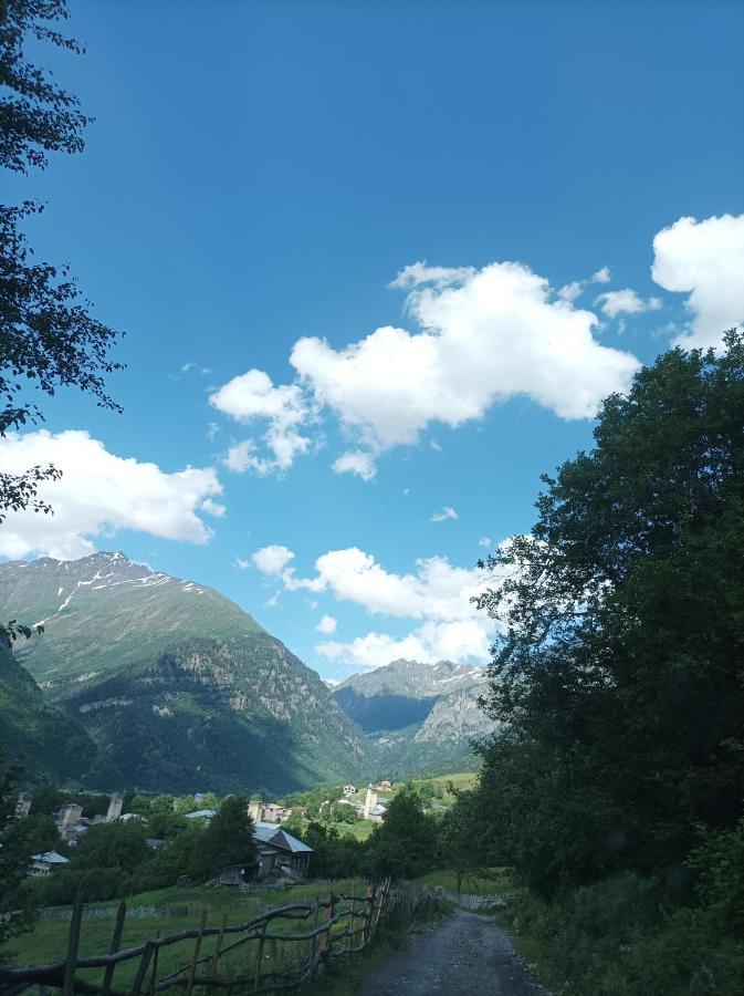 Maizer Qaldani Guesthouse Chvabiani Bagian luar foto