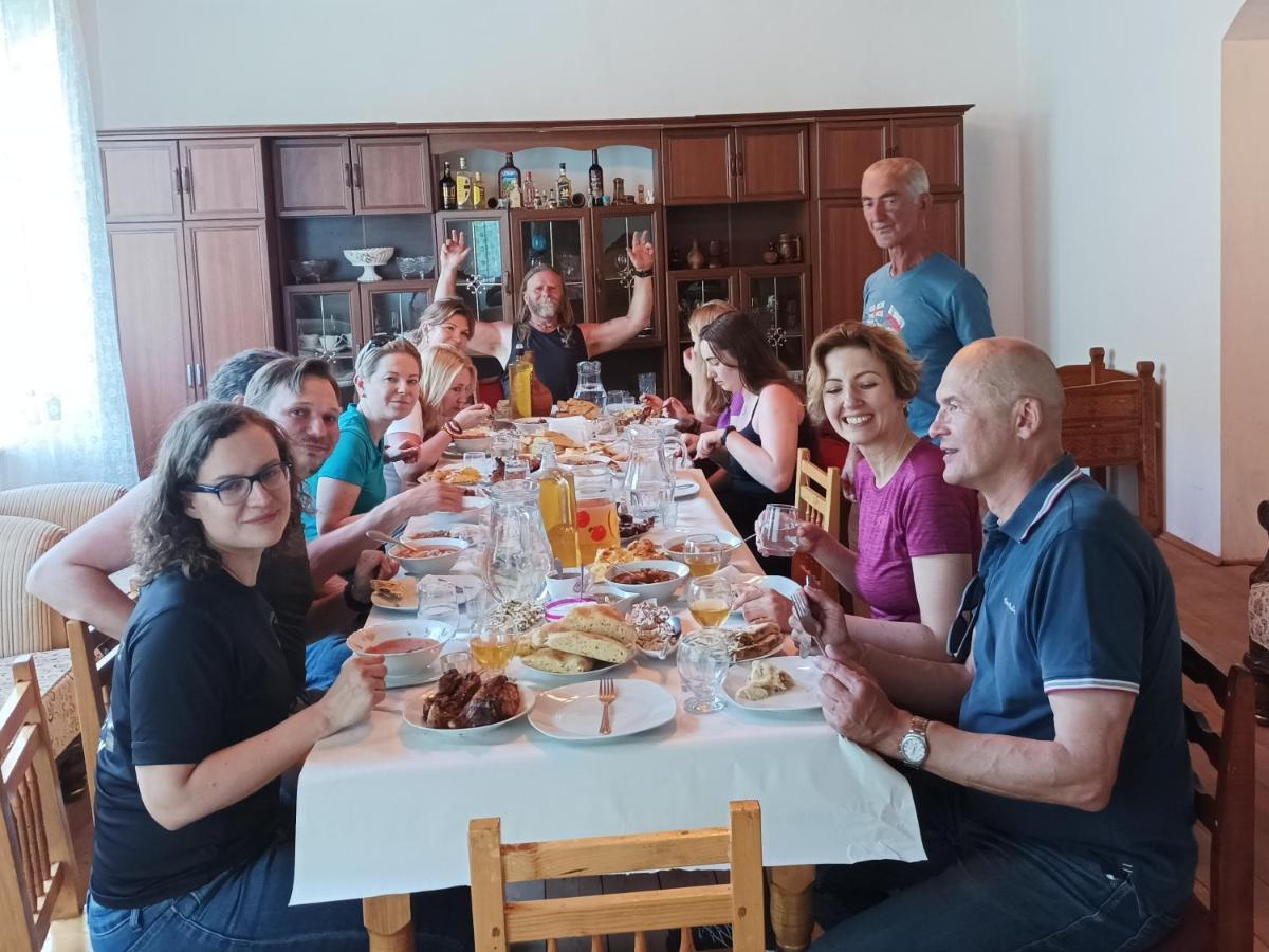 Maizer Qaldani Guesthouse Chvabiani Bagian luar foto